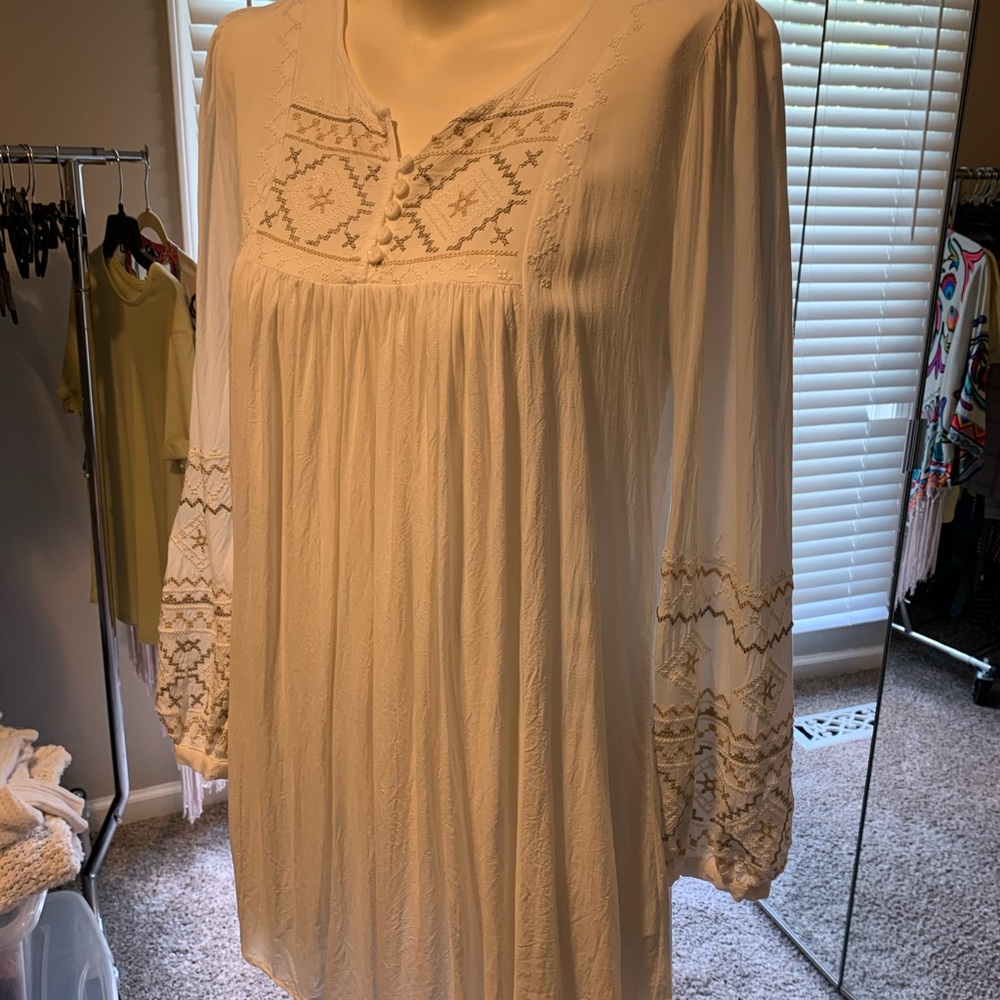 Adorable dress/tunic  from Monoreno.